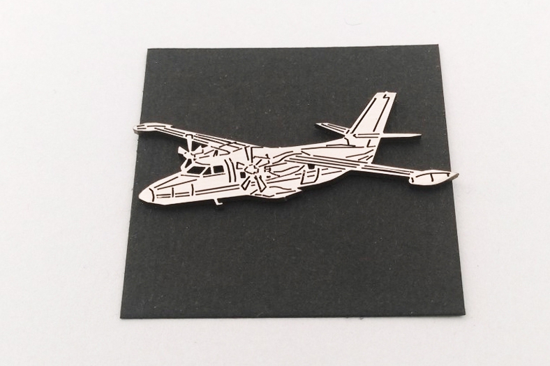 Odznak LET L-410 na klopu